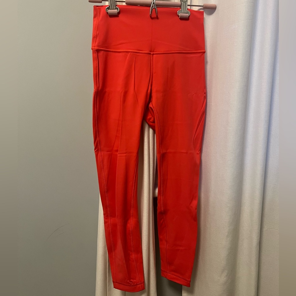 Lululemon pink leggings